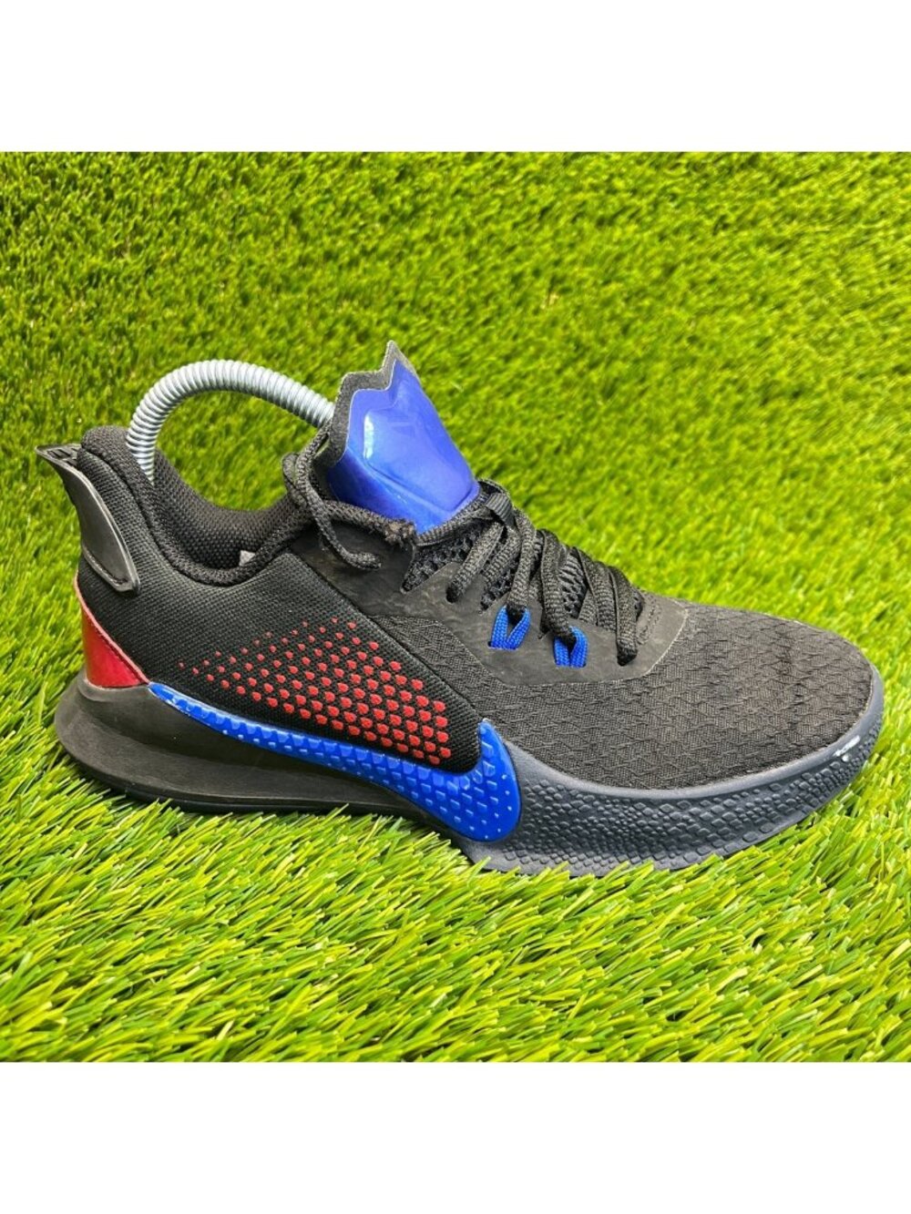 Nike Mamba Fury Mens Size 5.5 Black Blue Red Athletic Basketball Shoes Sneakers